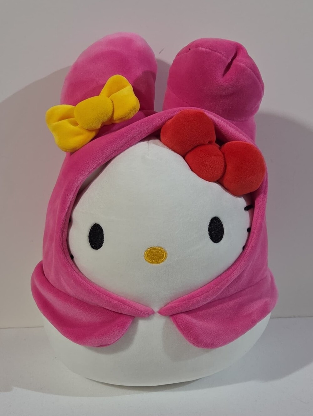 10" Hello Kitty x My Melody squishmallow plushie